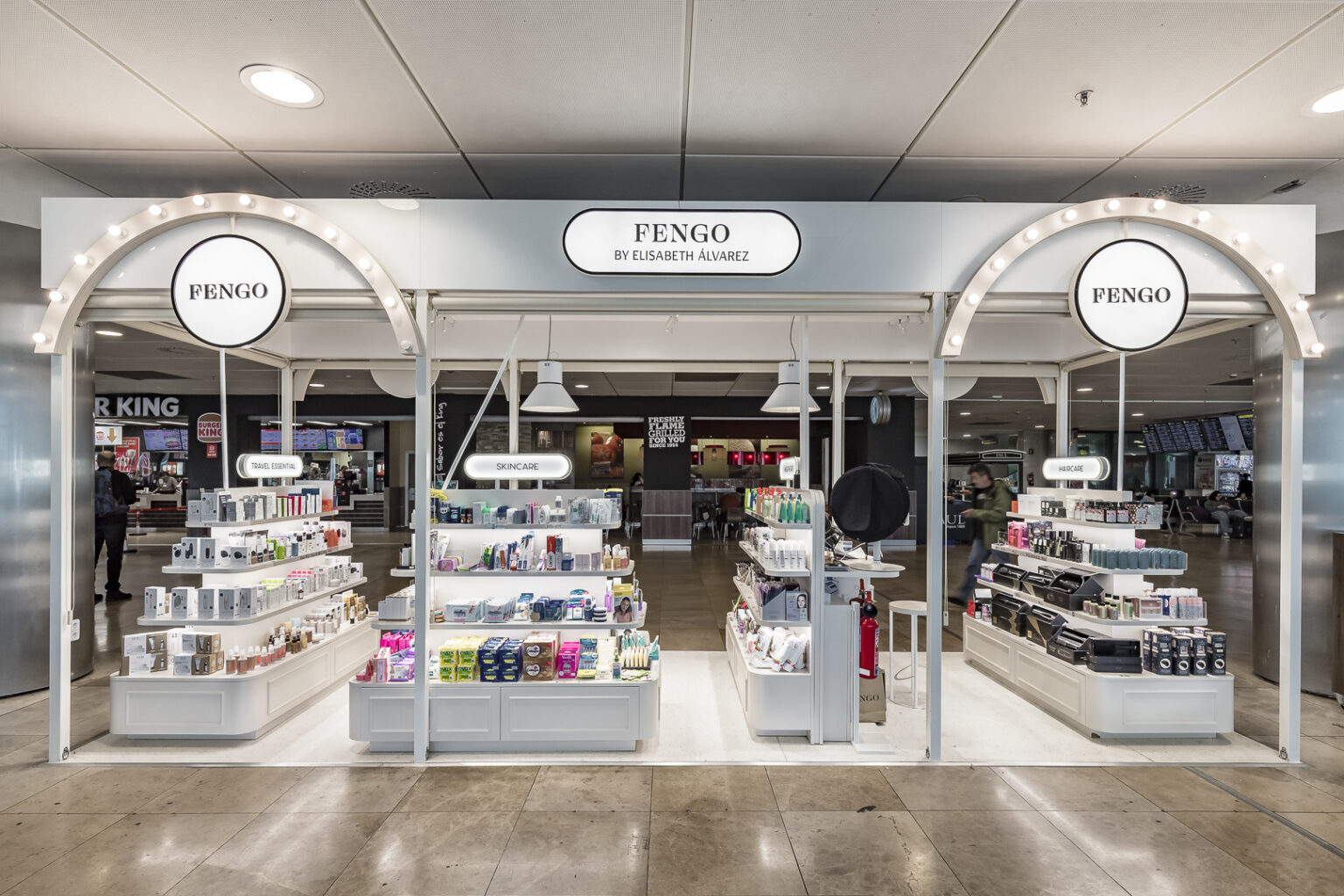 Diseño tiendas de cosmética FENGO - Aeropuerto de Madrid